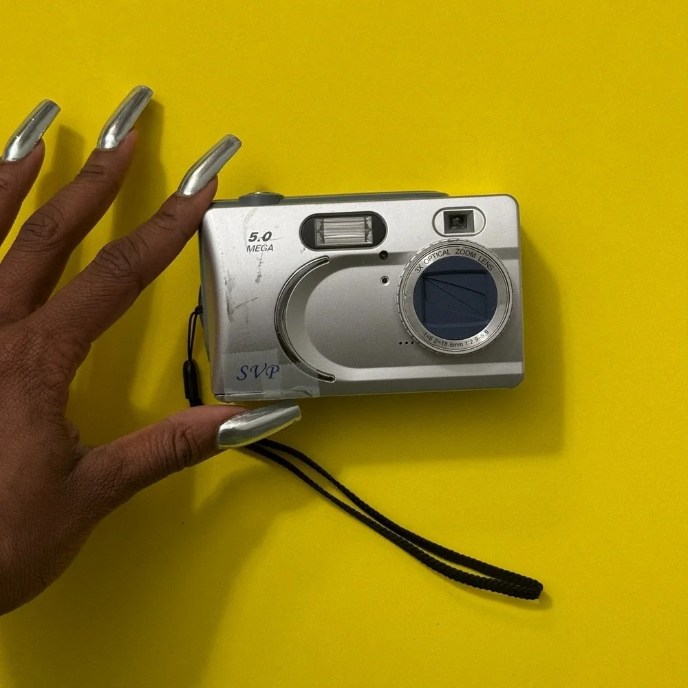 SVP 5.0MP‎ Digital Camera 3x Optical Zoom MIN-030B – Untested